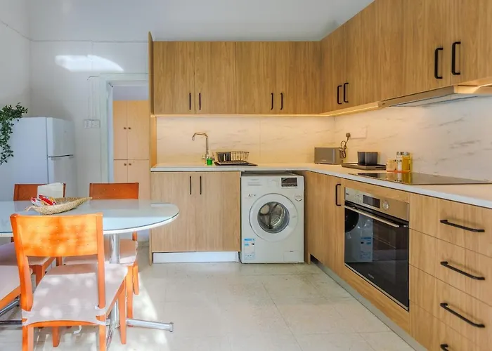 Estea - Eleni's Olive Tree House *