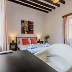 Estea - Eleni's Olive Tree House