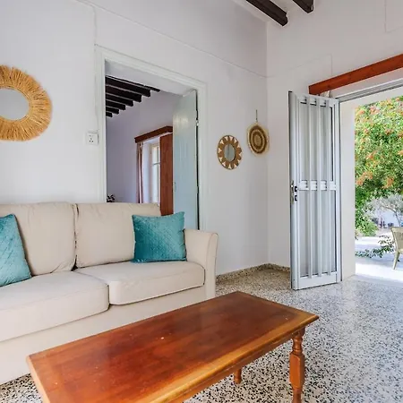 Estea - Eleni's Olive Tree House *