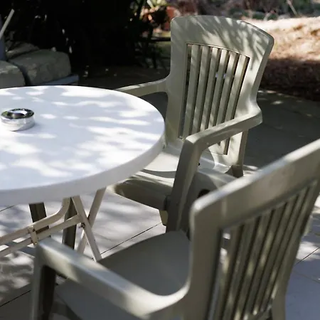 Estea - Eleni's Olive Tree House Апартаменты