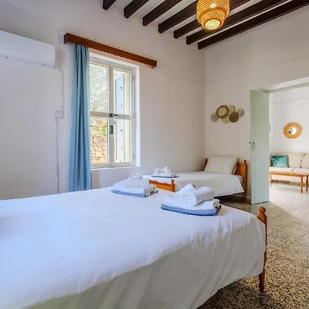 Estea - Eleni's Olive Tree House