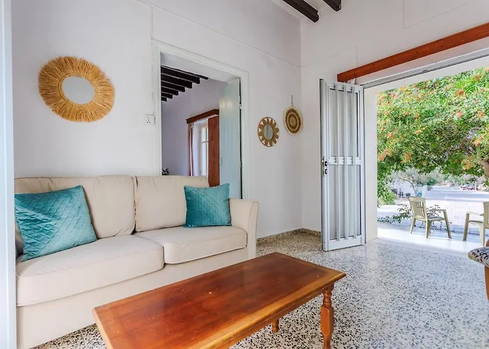 Estea - Eleni's Olive Tree House *